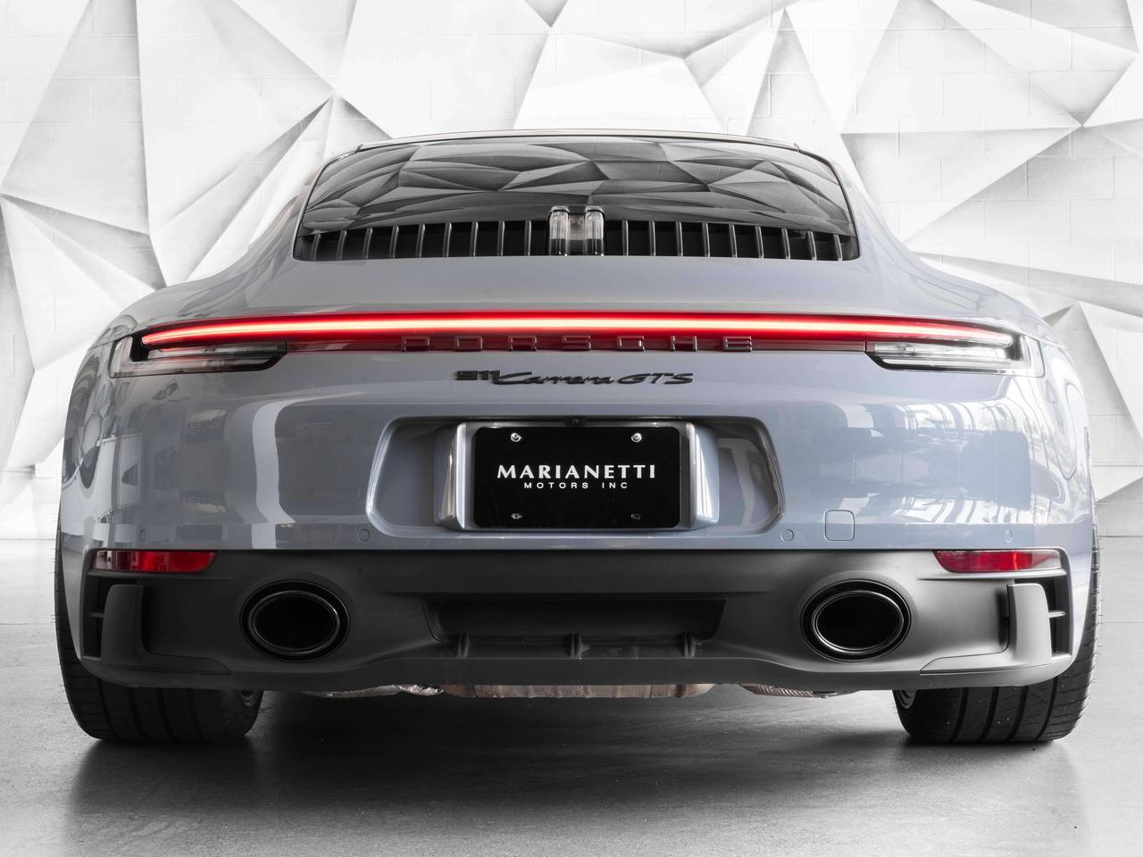 2023 Porsche 911 Carrera GTS Photo