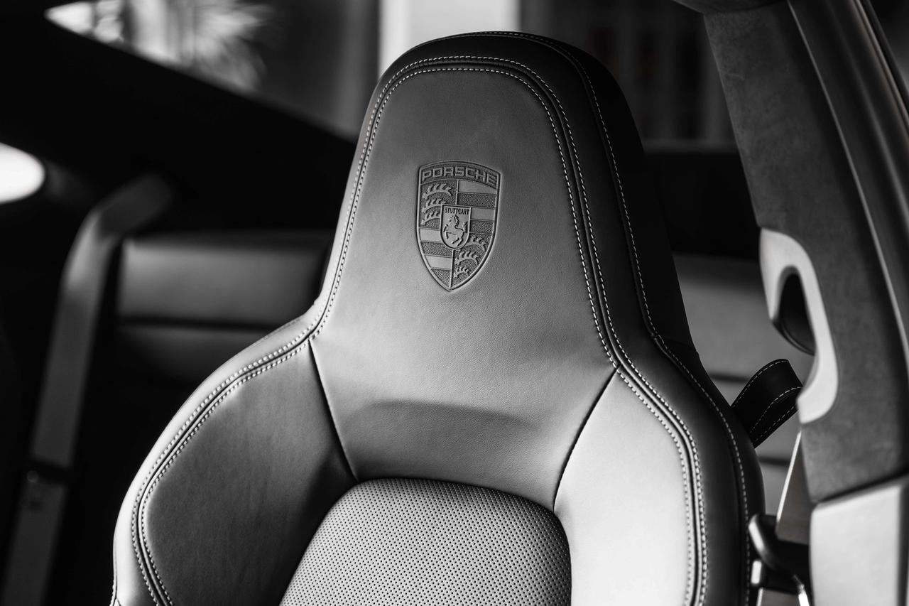 2023 Porsche 911 Carrera GTS Photo