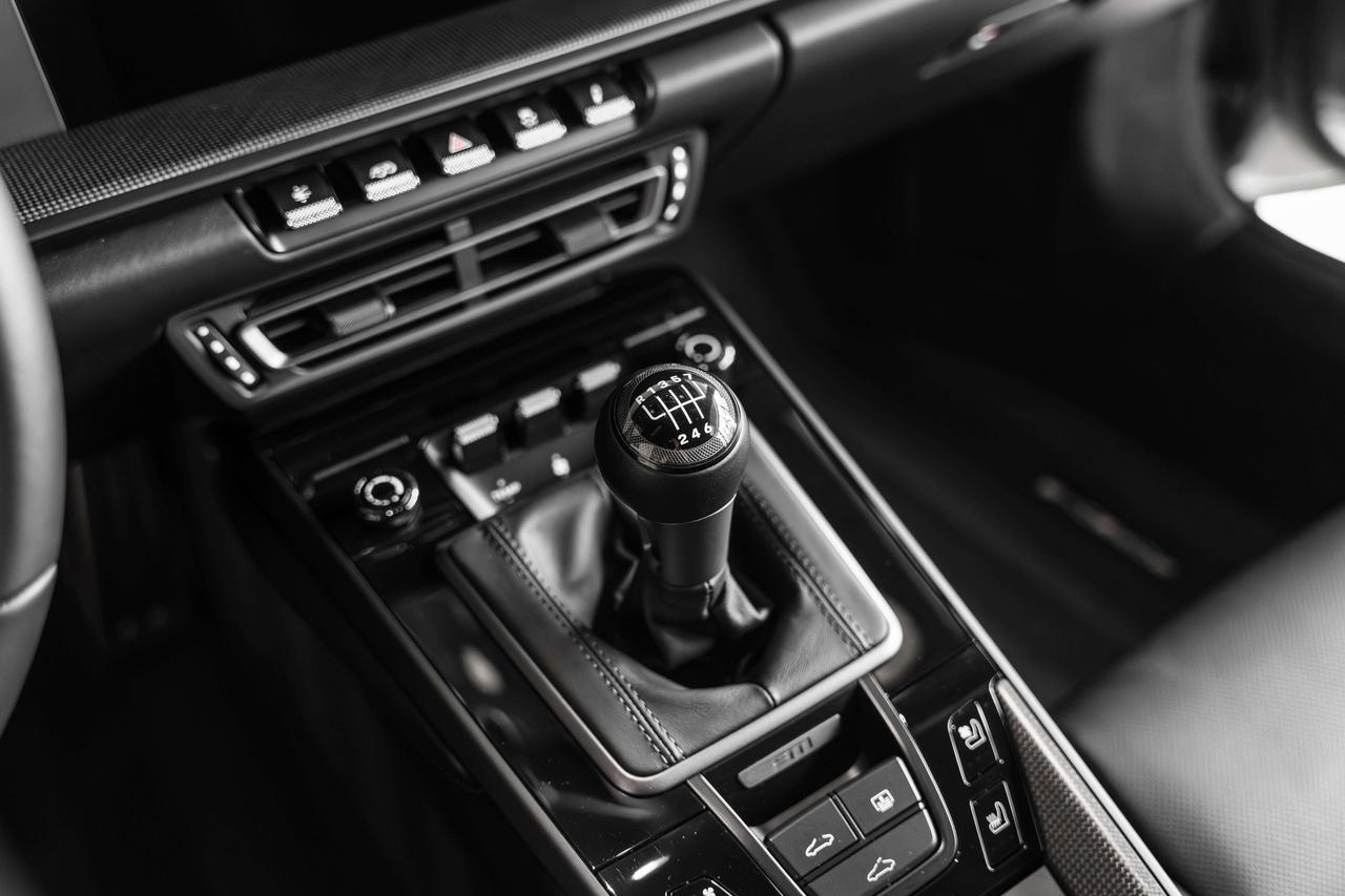 2023 Porsche 911 Carrera GTS Photo