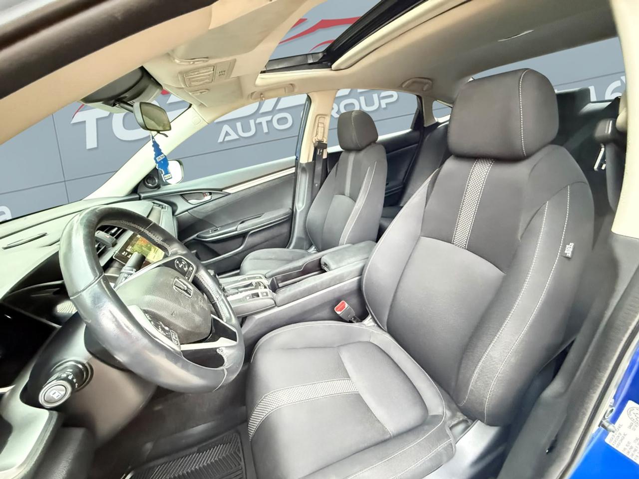 2019 Honda Civic EX Photo