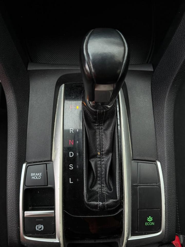 2019 Honda Civic EX Photo