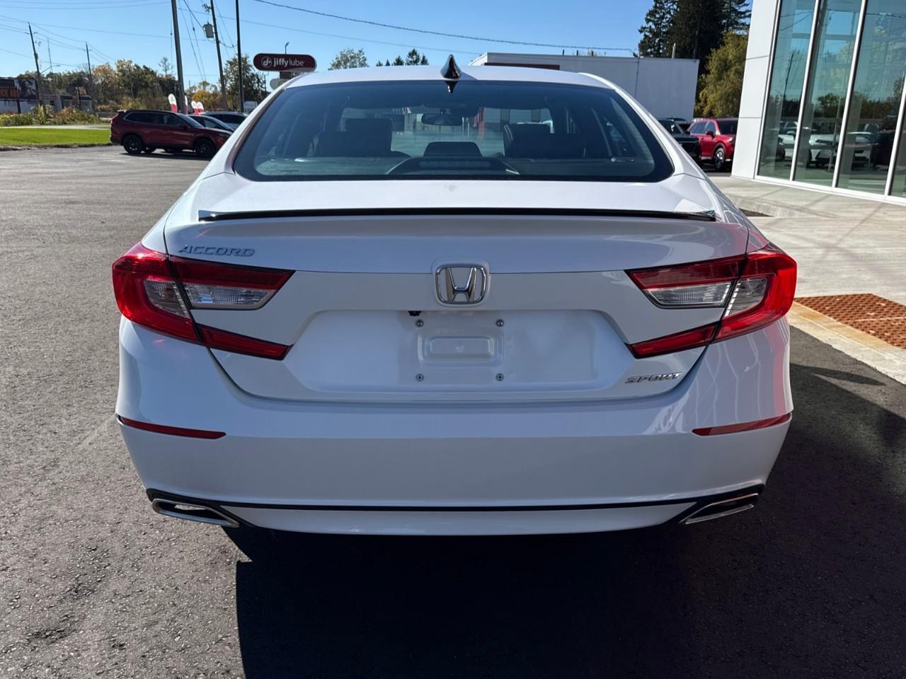 2022 Honda Accord Sport 1.5T 4dr Sedan Photo3