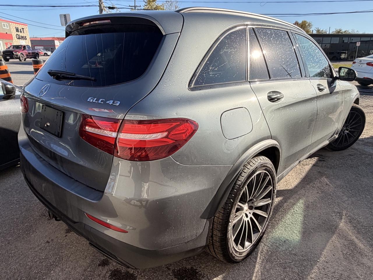 2017 Mercedes-Benz GLC 43 AMG Photo3