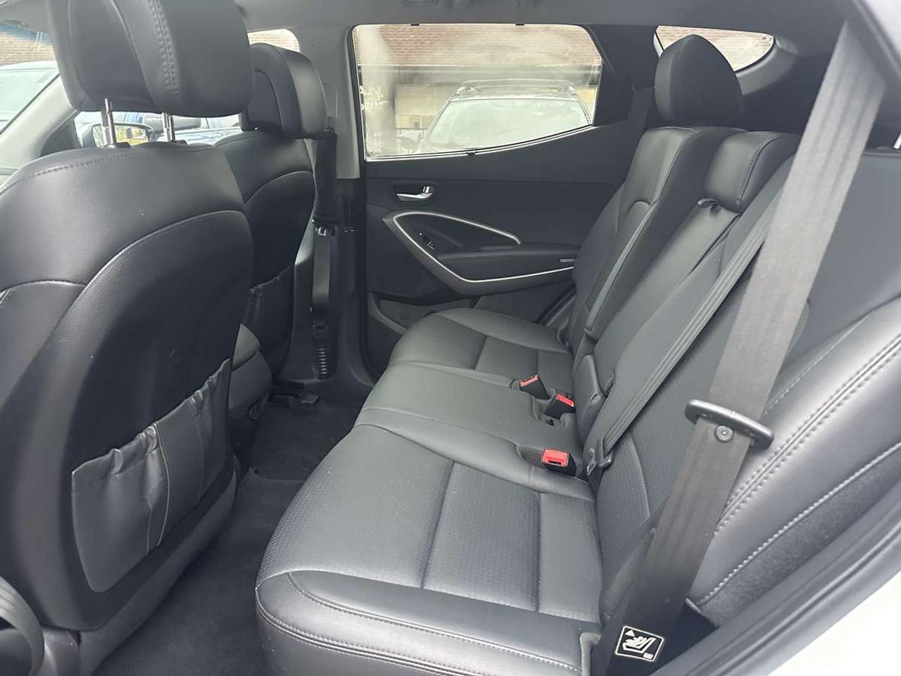 2016 Hyundai Santa Fe Sport 2.0T Photo