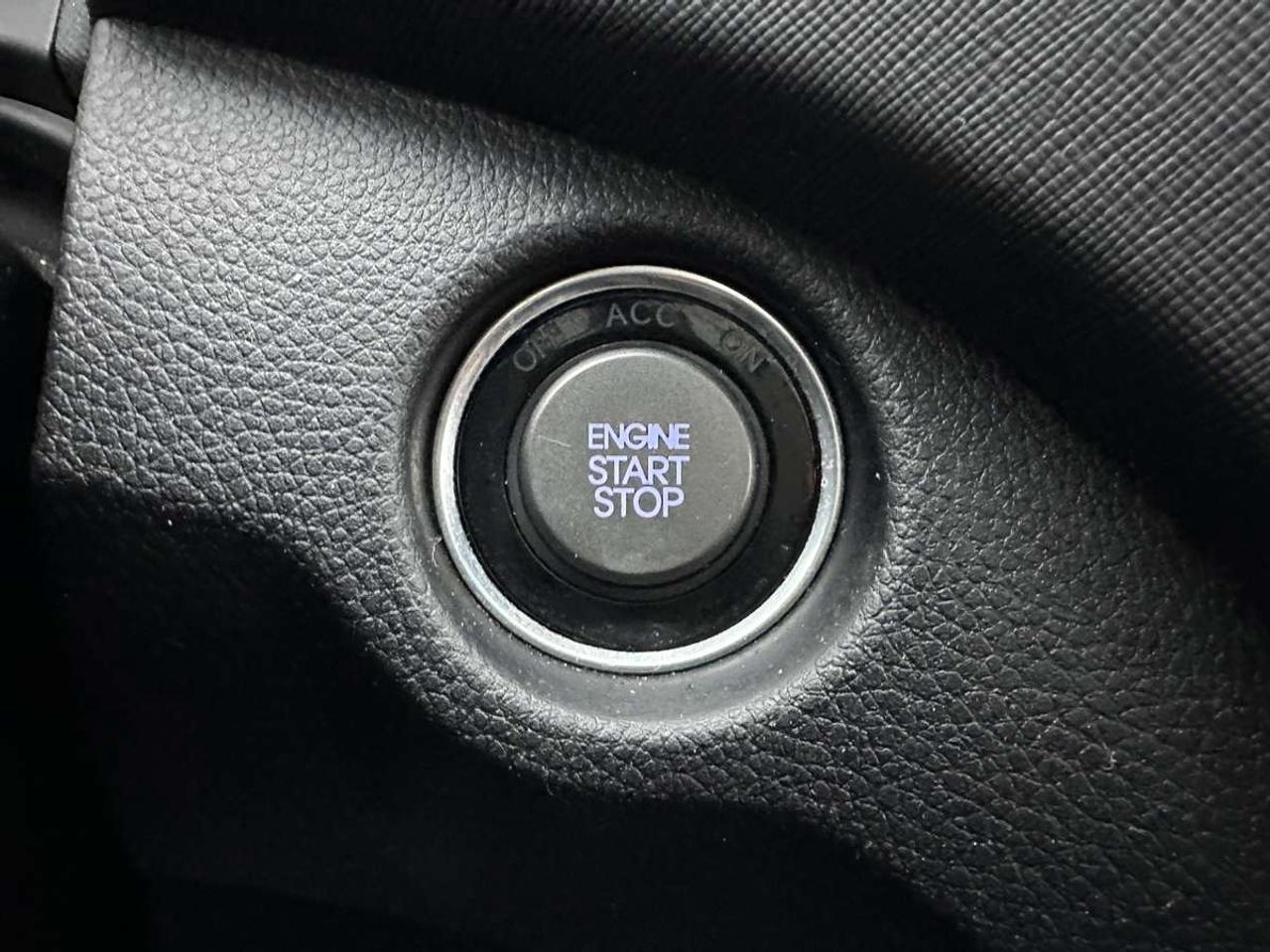 2016 Hyundai Santa Fe Sport 2.0T Photo