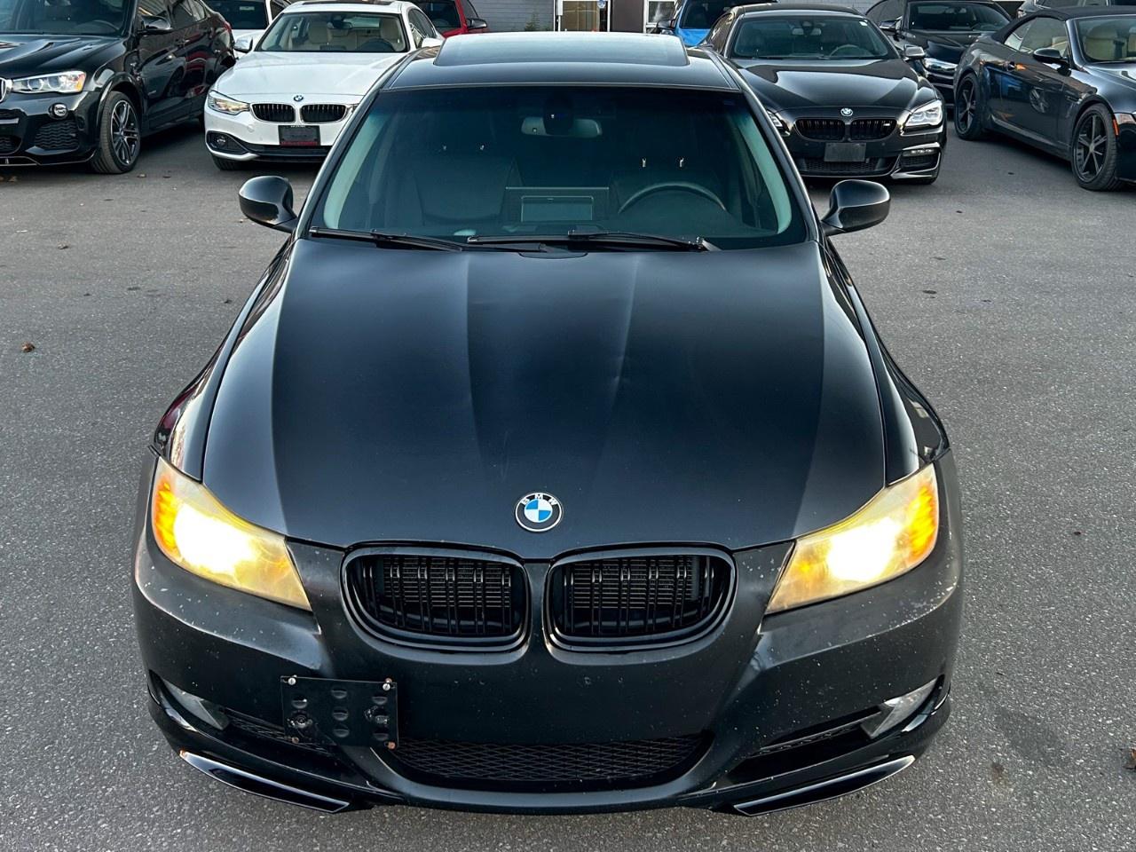 2011 BMW 3 Series 323i / Manual / 12.3inch Display Photo