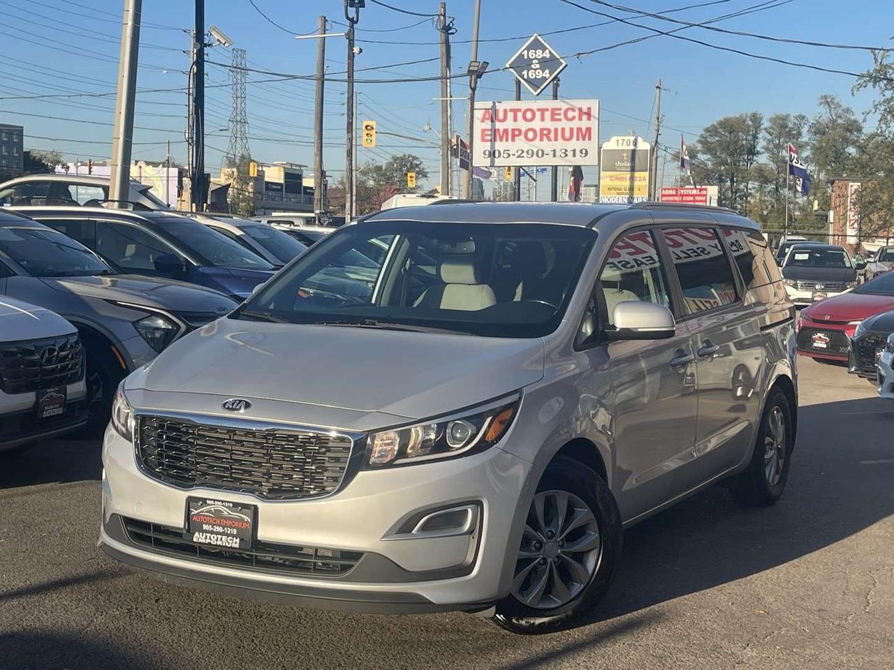 2019 Kia Sedona LX   8 Pass   Carplay   Htd Steering Photo0