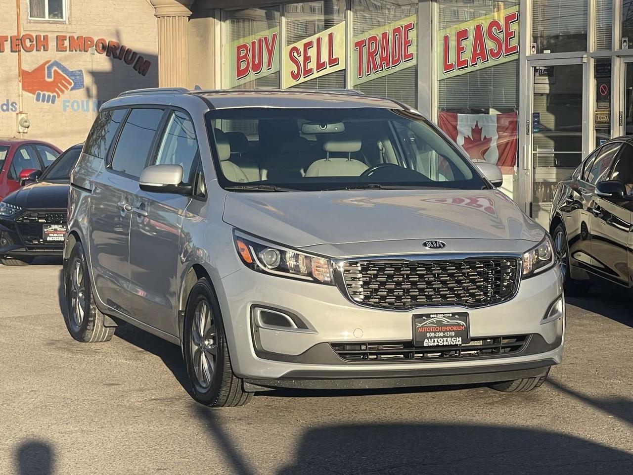 2019 Kia Sedona LX   8 Pass   Carplay   Htd Steering Photo