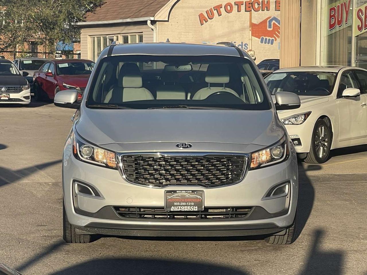 2019 Kia Sedona LX   8 Pass   Carplay   Htd Steering Photo