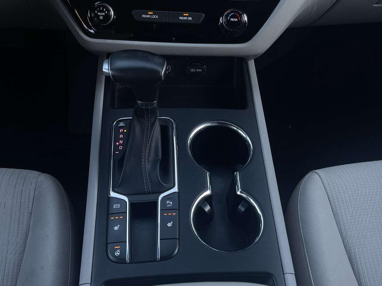 2019 Kia Sedona LX   8 Pass   Carplay   Htd Steering Photo