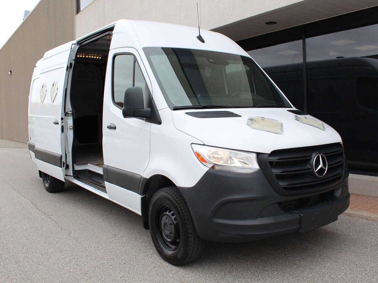 2020 Mercedes-Benz Sprinter 3500 - "SINGLE REAR WHEELS" - 3.0L DIESEL Photo