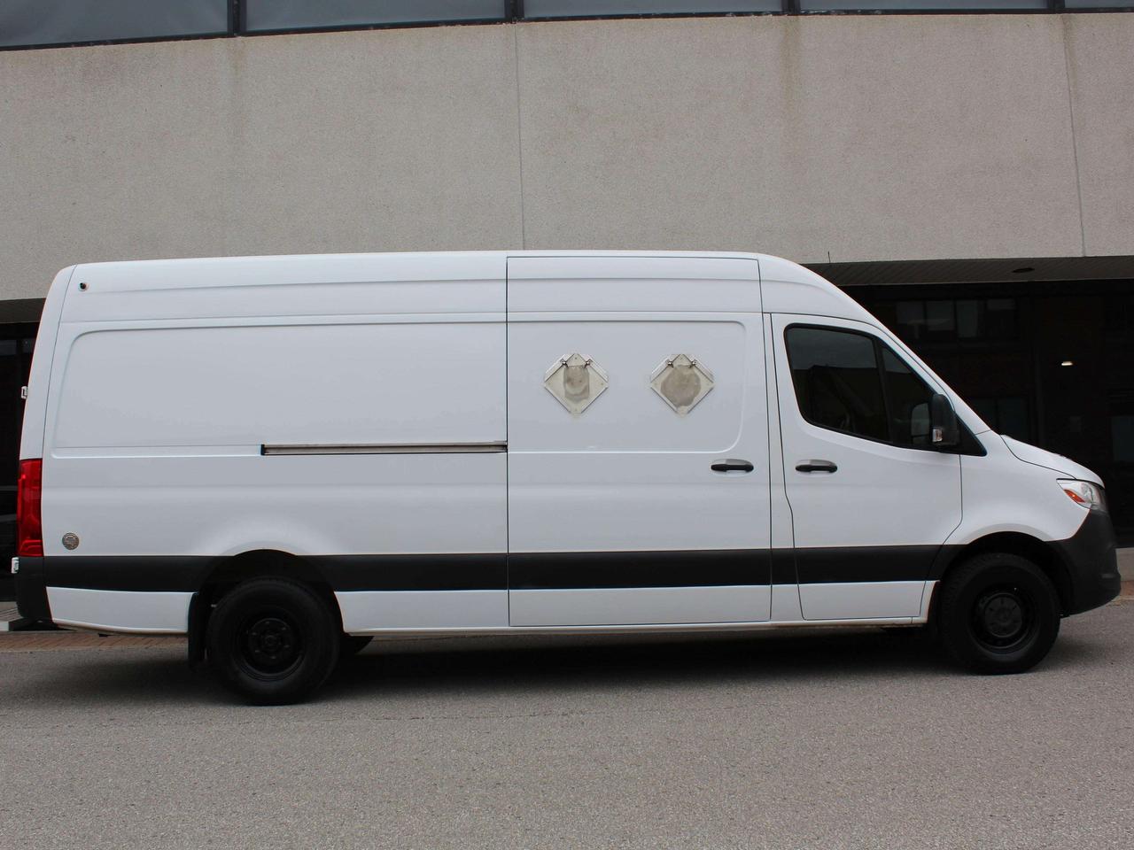 2020 Mercedes-Benz Sprinter 3500 - "SINGLE REAR WHEELS" - 3.0L DIESEL Photo