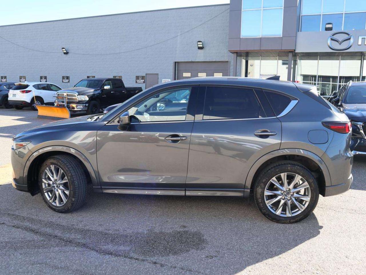 2025 Mazda CX-5 GT AWD/ 2.99% RATE/ LEATHER/ BOSE SOUND/ MUST SEE Photo