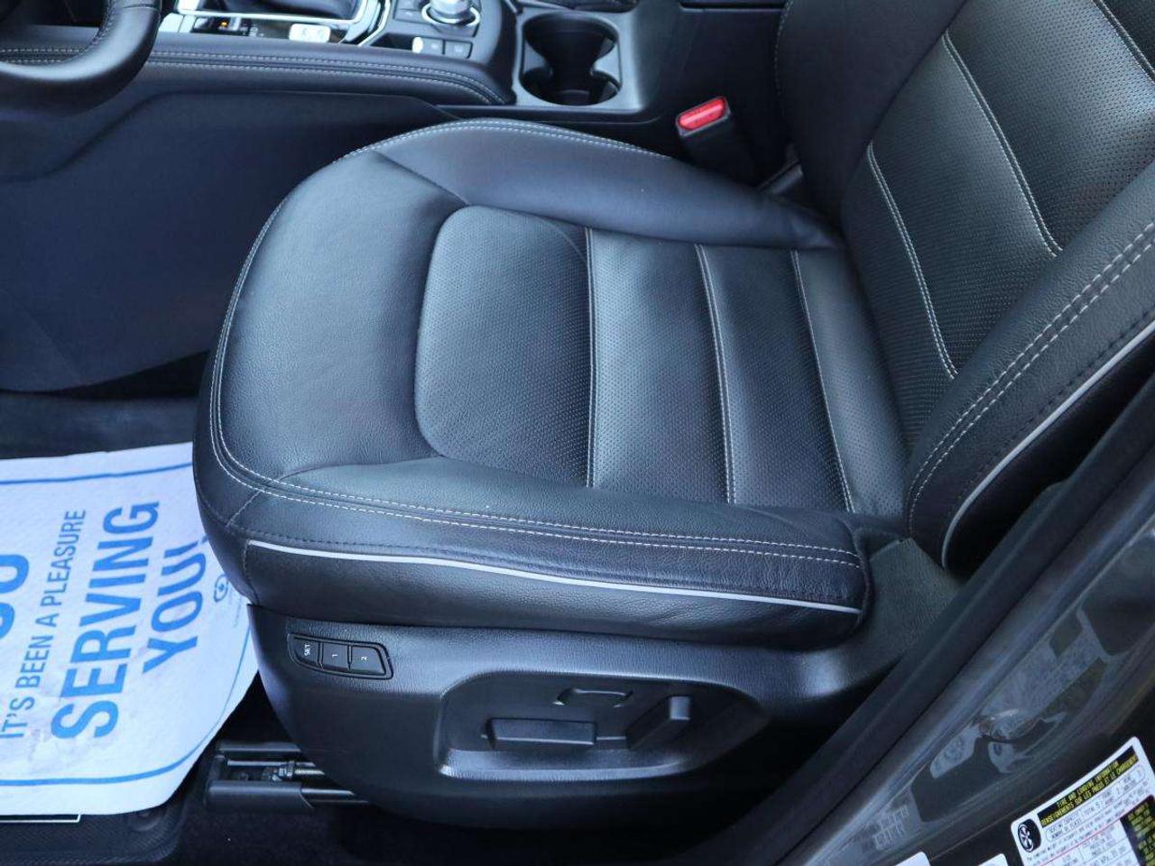 2025 Mazda CX-5 GT AWD/ 2.99% RATE/ LEATHER/ BOSE SOUND/ MUST SEE Photo