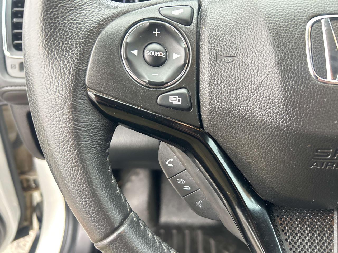 2017 Honda HR-V EX-L Photo