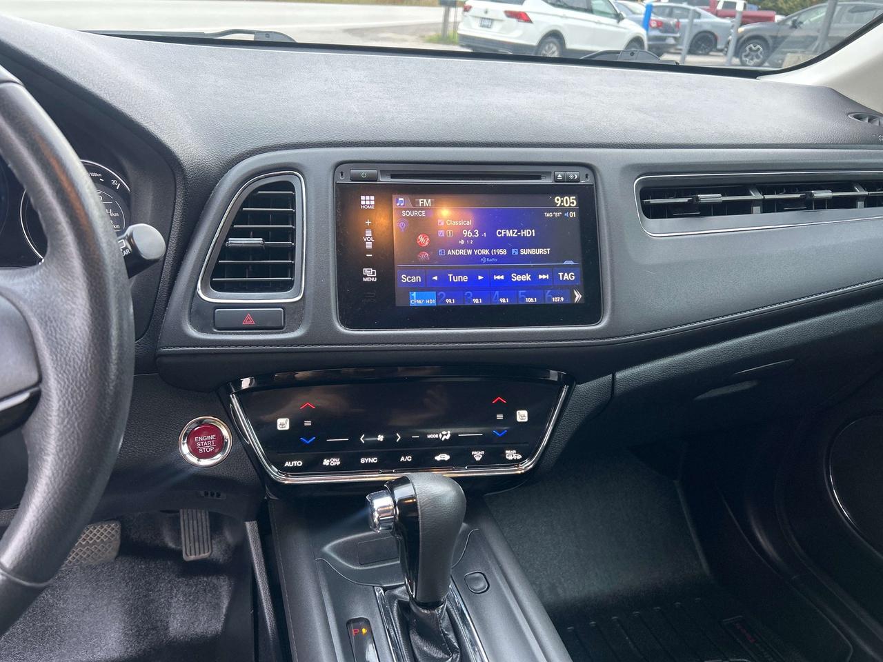 2017 Honda HR-V EX-L Photo
