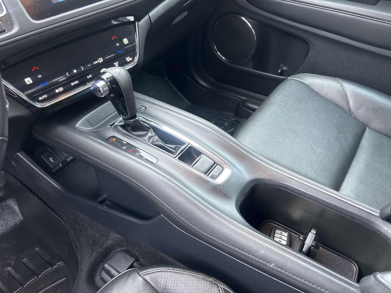 2017 Honda HR-V EX-L Photo