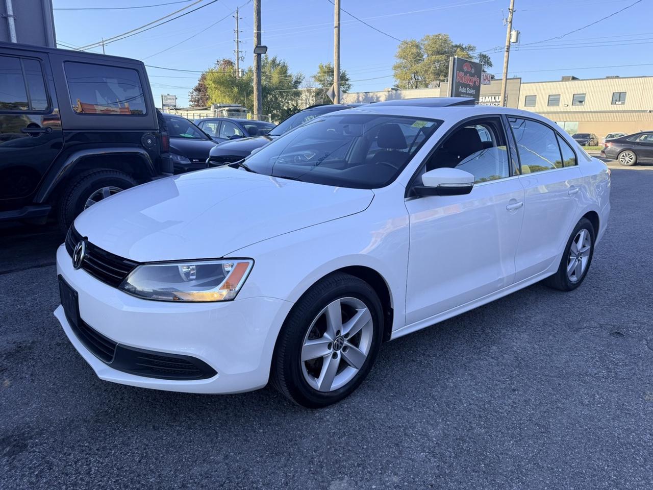 2014 Volkswagen Jetta COMFORTLINE 1.8 TSI - AUTOMATIC - SUNROOF - ALLOYS - ONLY 79,000 KM! - NO ACCIDENTS! Photo