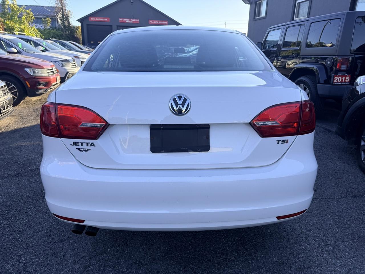 2014 Volkswagen Jetta COMFORTLINE 1.8 TSI - AUTOMATIC - SUNROOF - ALLOYS - ONLY 79,000 KM! - NO ACCIDENTS! Photo