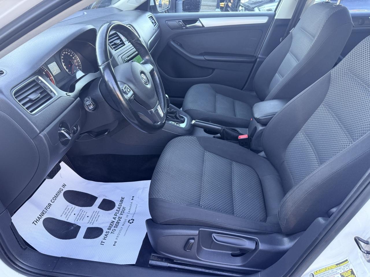 2014 Volkswagen Jetta COMFORTLINE 1.8 TSI - AUTOMATIC - SUNROOF - ALLOYS - ONLY 79,000 KM! - NO ACCIDENTS! Photo