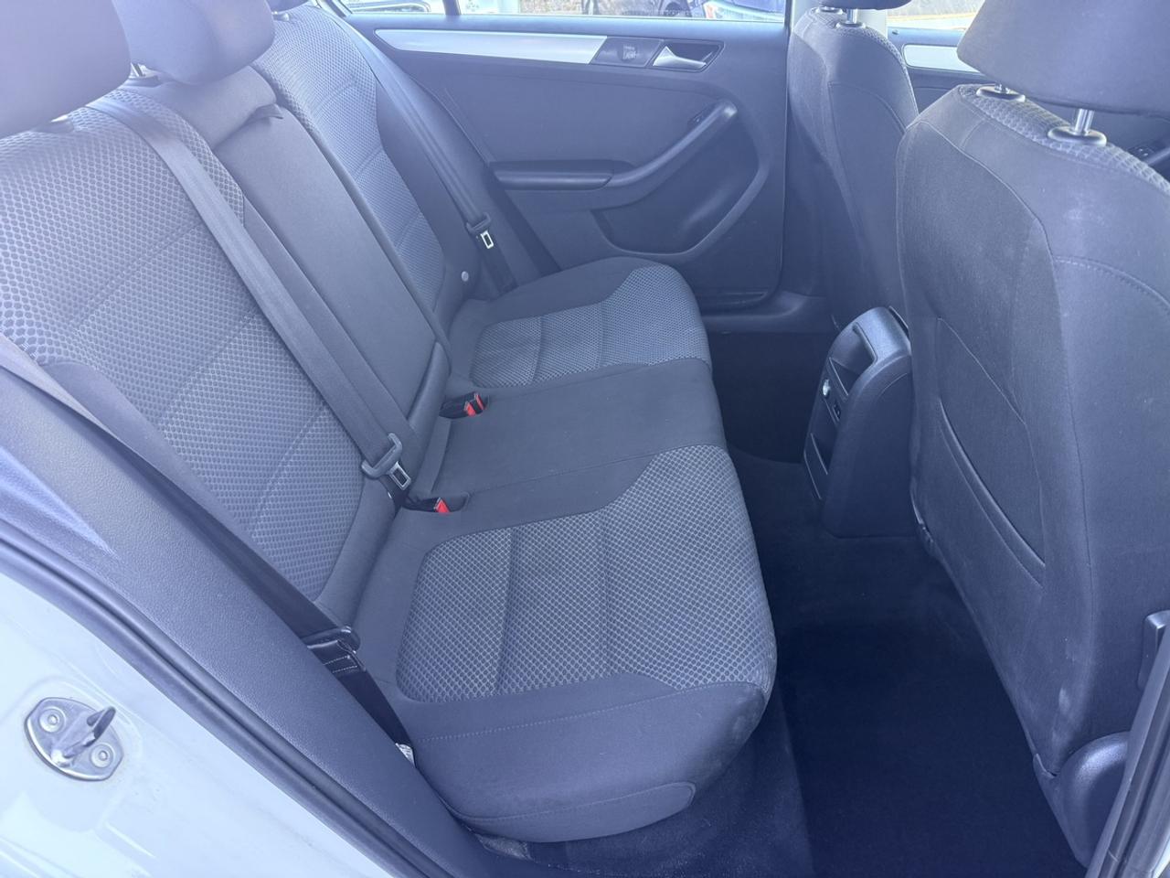 2014 Volkswagen Jetta COMFORTLINE 1.8 TSI - AUTOMATIC - SUNROOF - ALLOYS - ONLY 79,000 KM! - NO ACCIDENTS! Photo