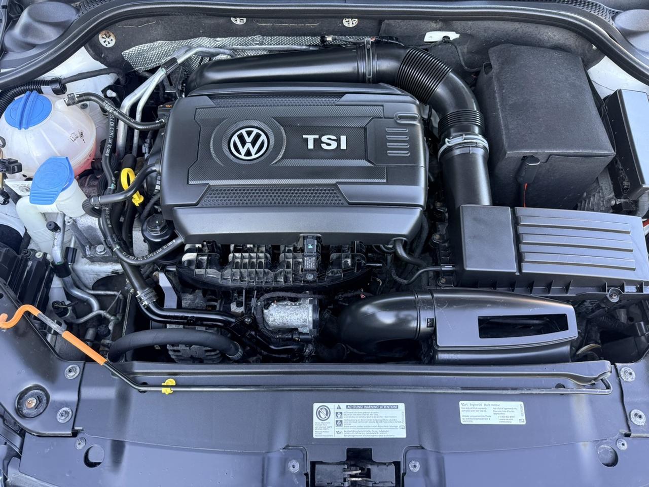 2014 Volkswagen Jetta COMFORTLINE 1.8 TSI - AUTOMATIC - SUNROOF - ALLOYS - ONLY 79,000 KM! - NO ACCIDENTS! Photo