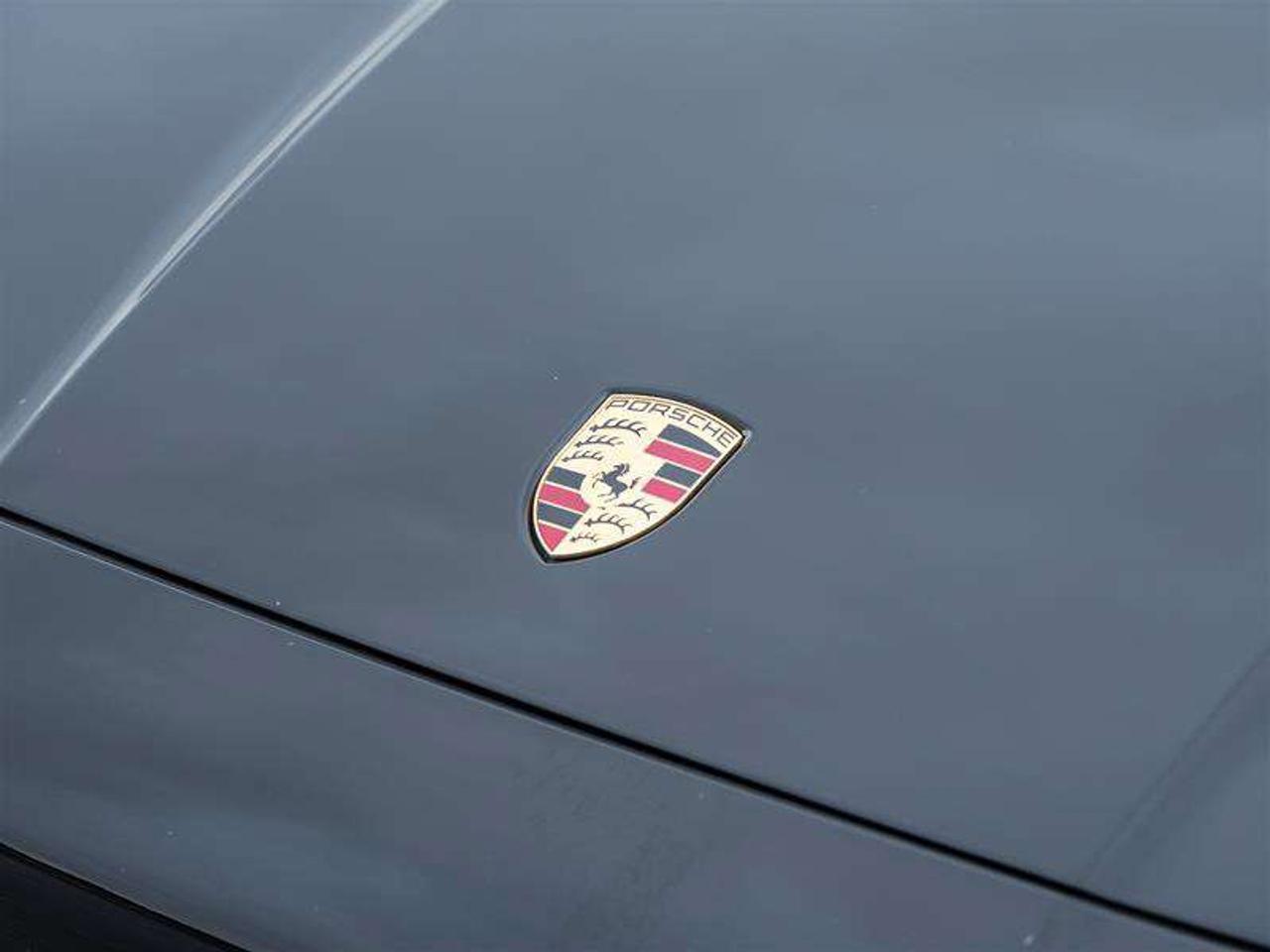2024 Porsche Cayenne S Coupe AWD Premium Pkg Plus SportDesign Pkg in High Gloss Black 22 SportDesign Wheels in High Glos Photo