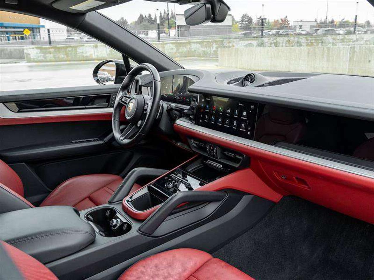 2024 Porsche Cayenne S Coupe AWD Premium Pkg Plus SportDesign Pkg in High Gloss Black 22 SportDesign Wheels in High Glos Photo