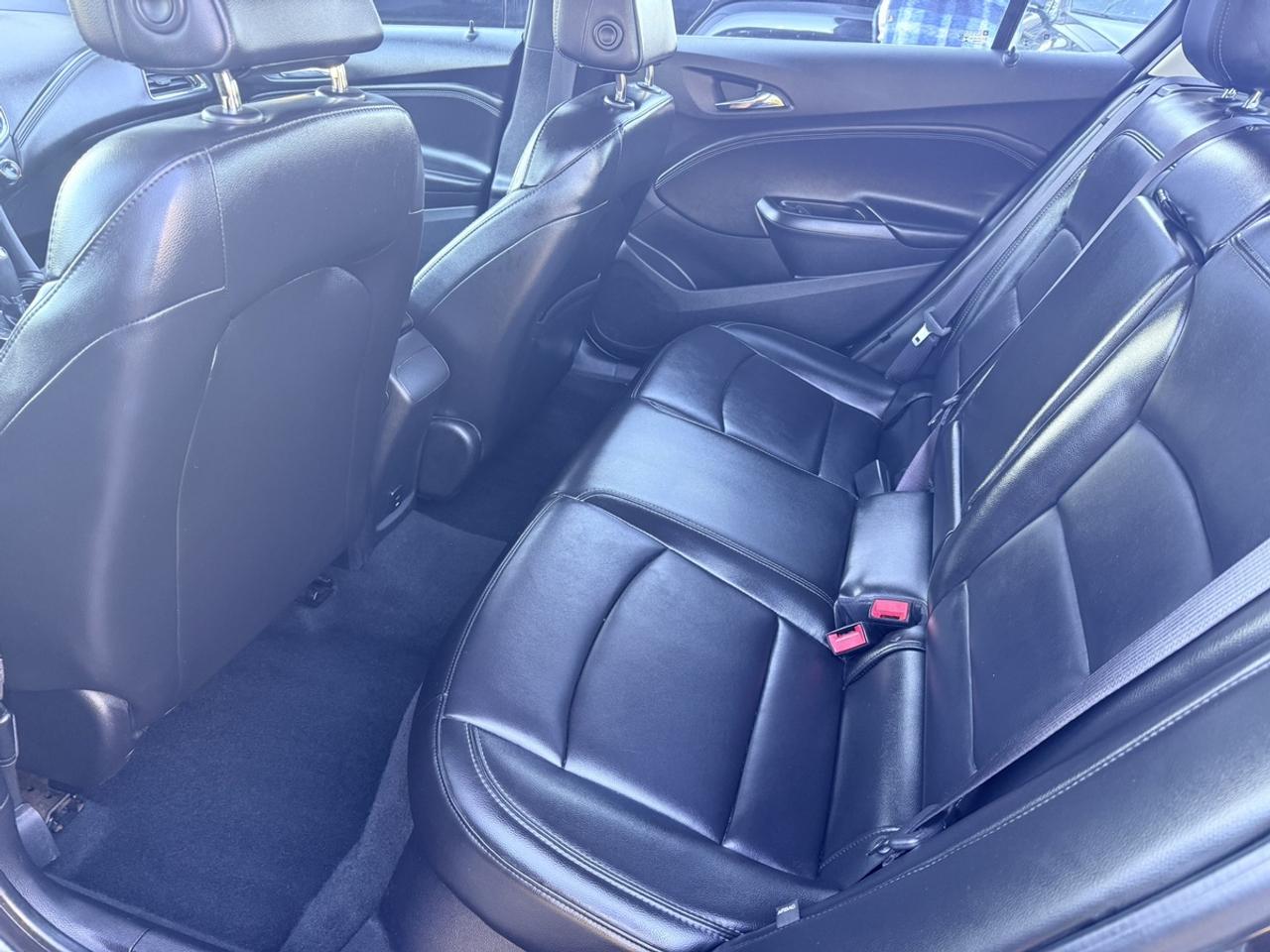 2017 Chevrolet Cruze PREMIER - ONLY 106,000 KM! - LEATHER - R.CAMERA - REMOTE START - HEATED STEERING WHEEL - LOADED! Photo