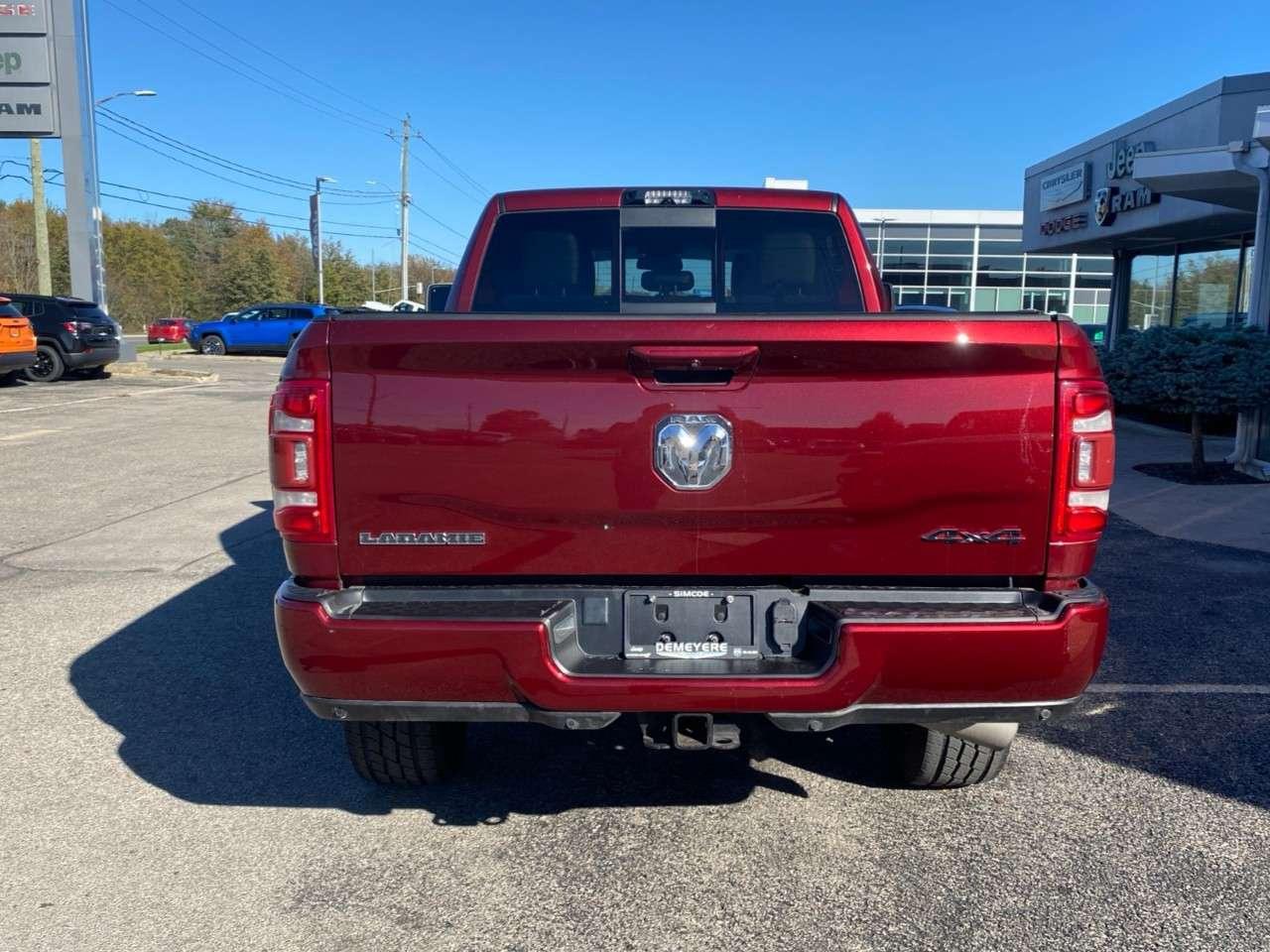 2023 RAM 2500 LARAMIE 4x4 Crew Cab 6'4 Box Photo3