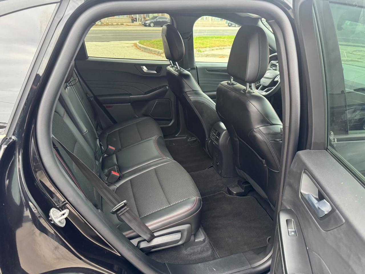2026 Ford Escape ST LINE Photo
