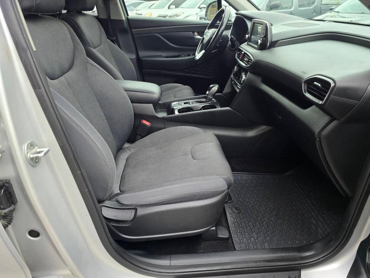 2019 Hyundai Santa Fe 2.0T Preferred AWD Photo