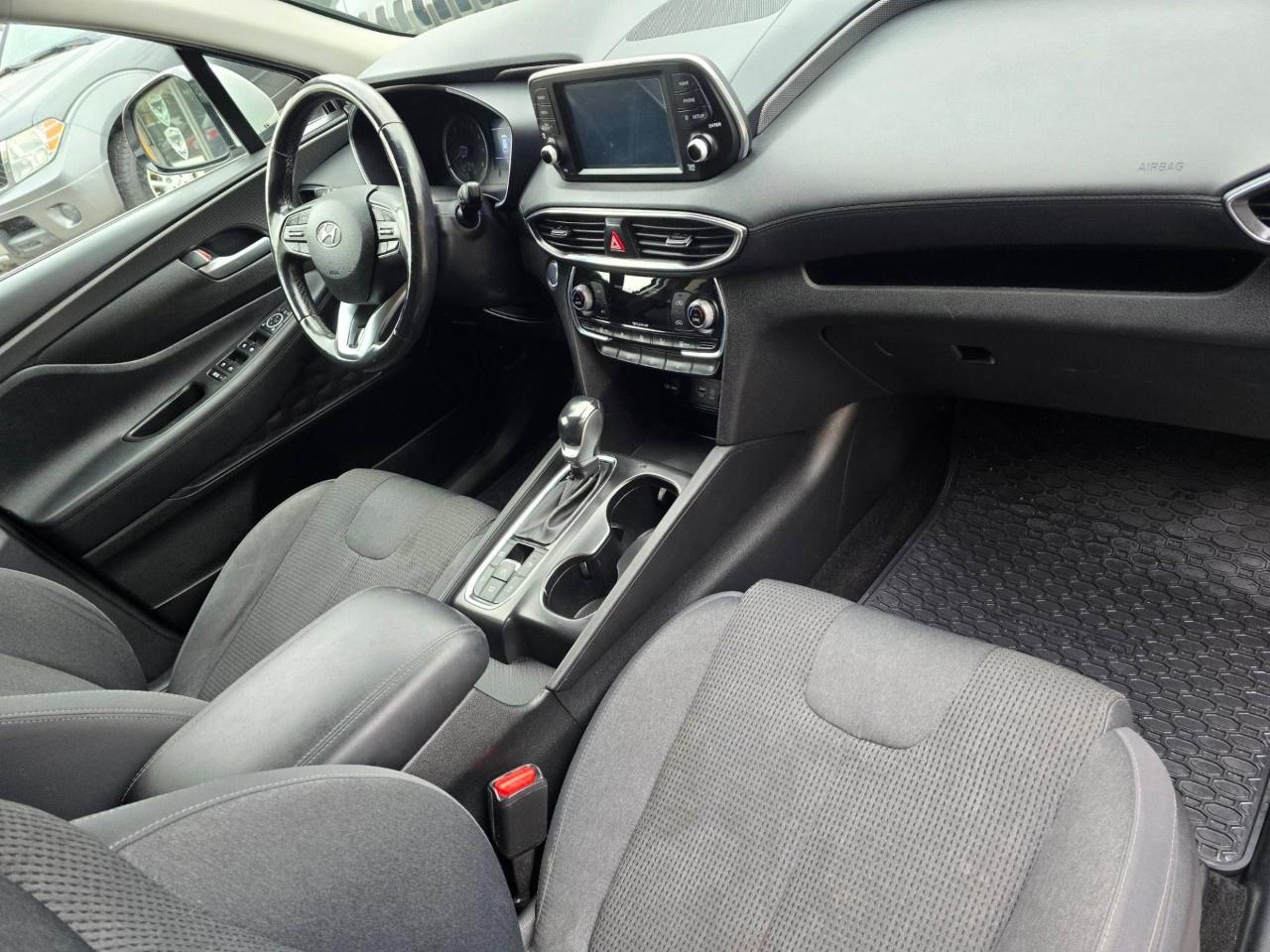 2019 Hyundai Santa Fe 2.0T Preferred AWD Photo
