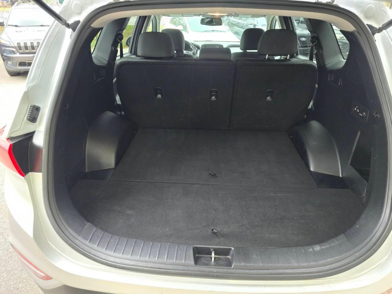 2019 Hyundai Santa Fe 2.0T Preferred AWD Photo