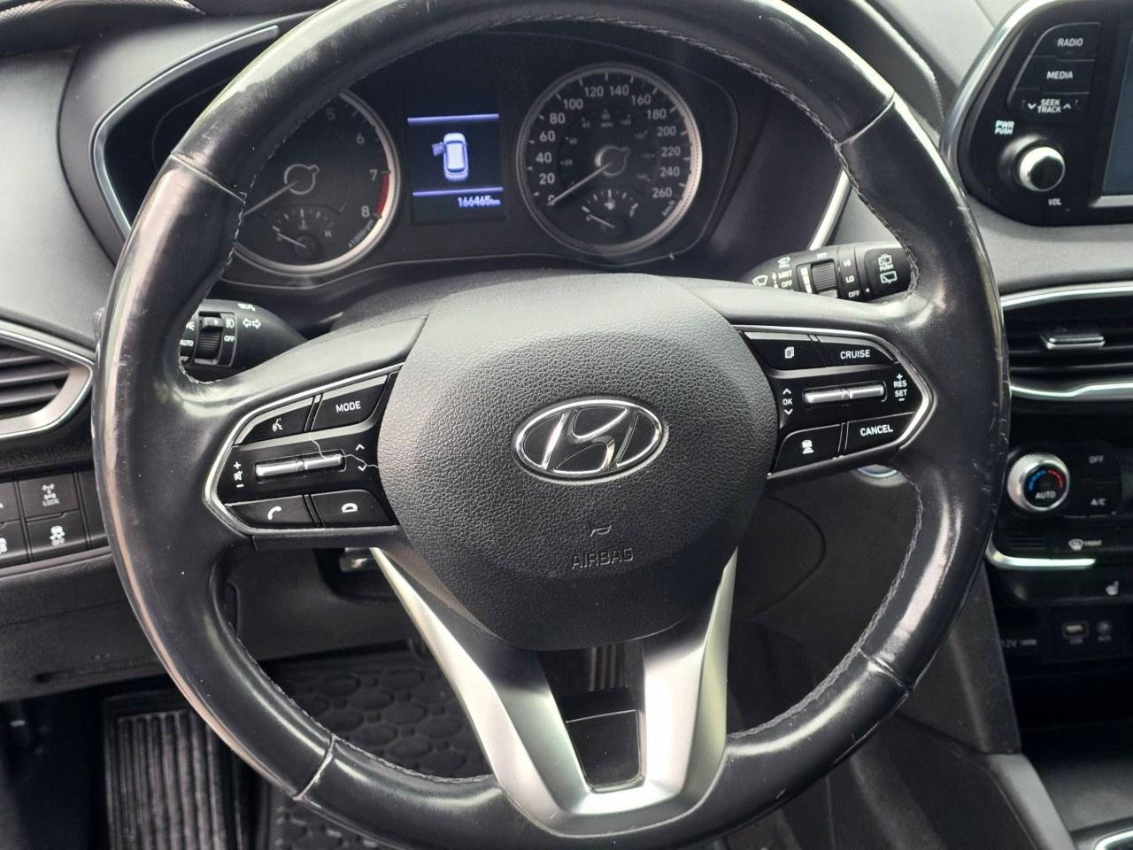 2019 Hyundai Santa Fe 2.0T Preferred AWD Photo
