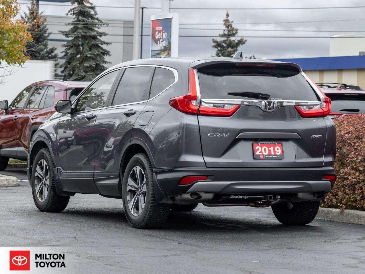 2019 Honda CR-V HEATED SEATS BACKUP CAMERA TOUCH SCREEN APPLE CARPLAY PUSH START ONE OWNER LX Photo4