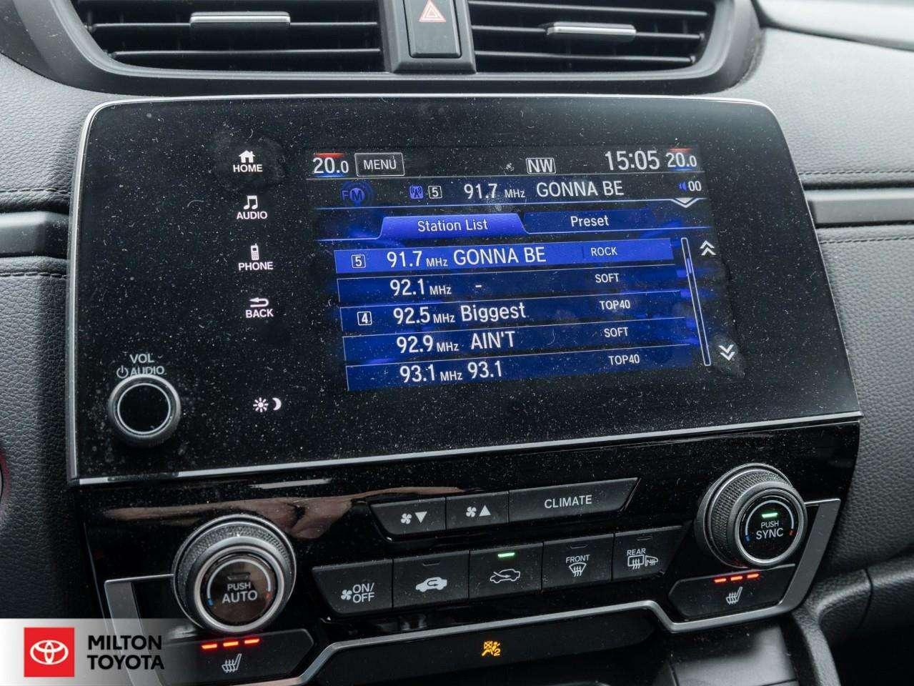 2019 Honda CR-V HEATED SEATS BACKUP CAMERA TOUCH SCREEN APPLE CARPLAY PUSH START ONE OWNER LX Photo