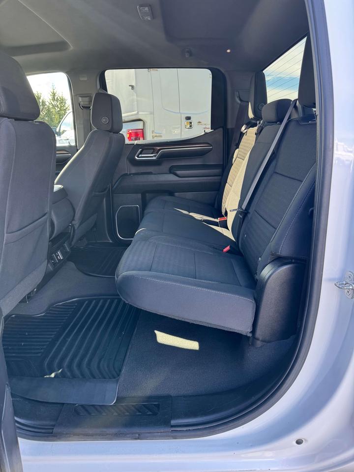 2024 Chevrolet Silverado 1500 LT 4X4 — Certified Photo