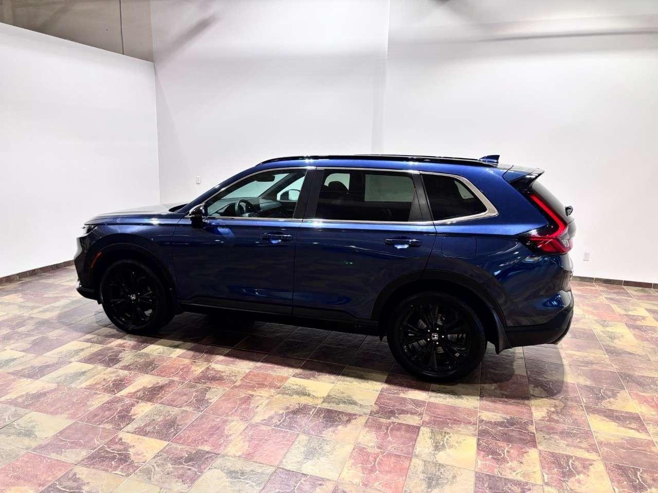 2023 Honda CR-V Touring AWD Photo