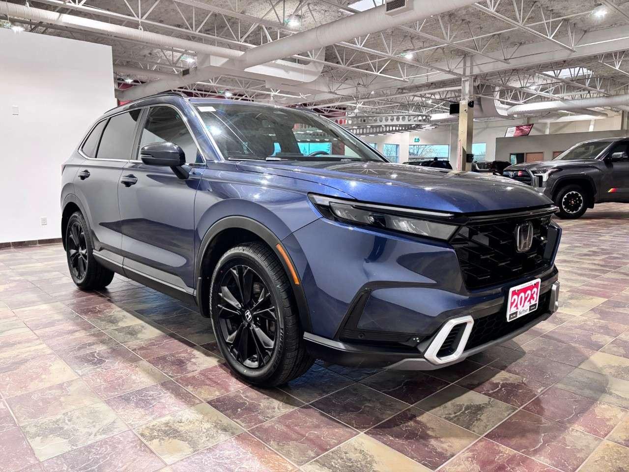 2023 Honda CR-V Touring AWD Photo