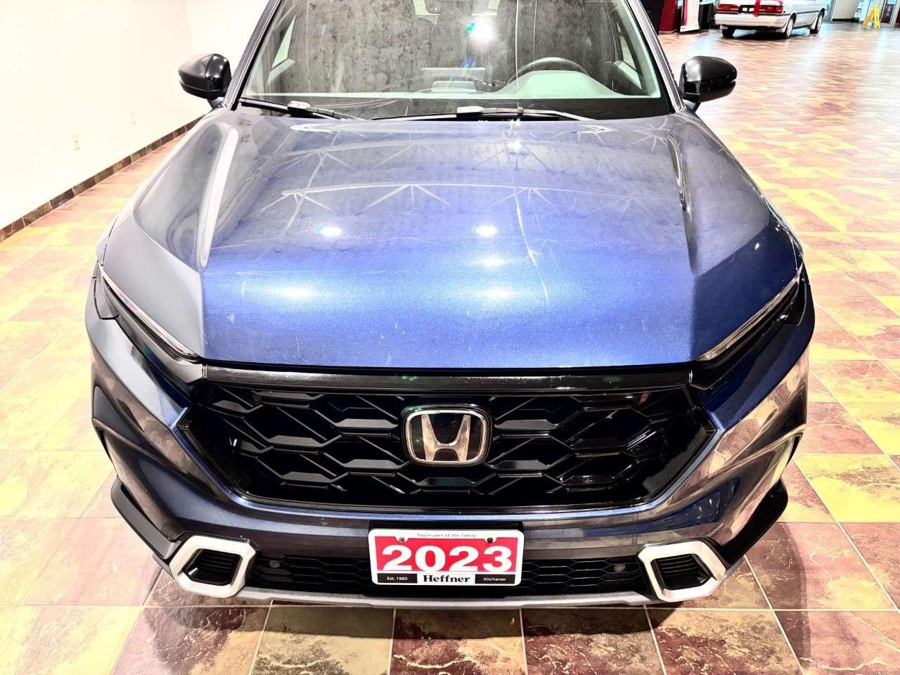 2023 Honda CR-V Touring AWD Photo
