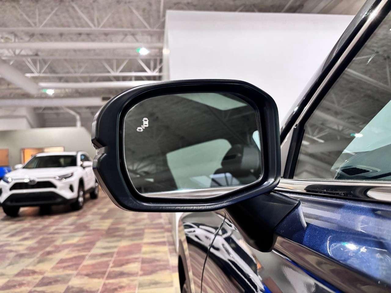 2023 Honda CR-V Touring AWD Photo