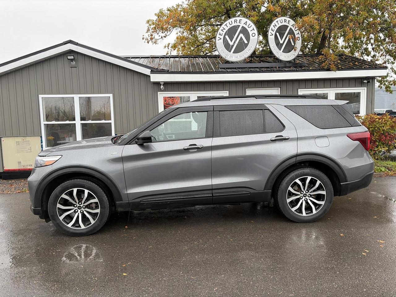 2022 Ford Explorer ST-Line 4dr 4x4 Photo