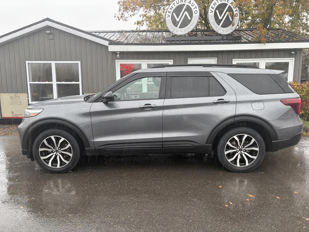 2022 Ford Explorer ST-Line 4dr 4x4 Photo