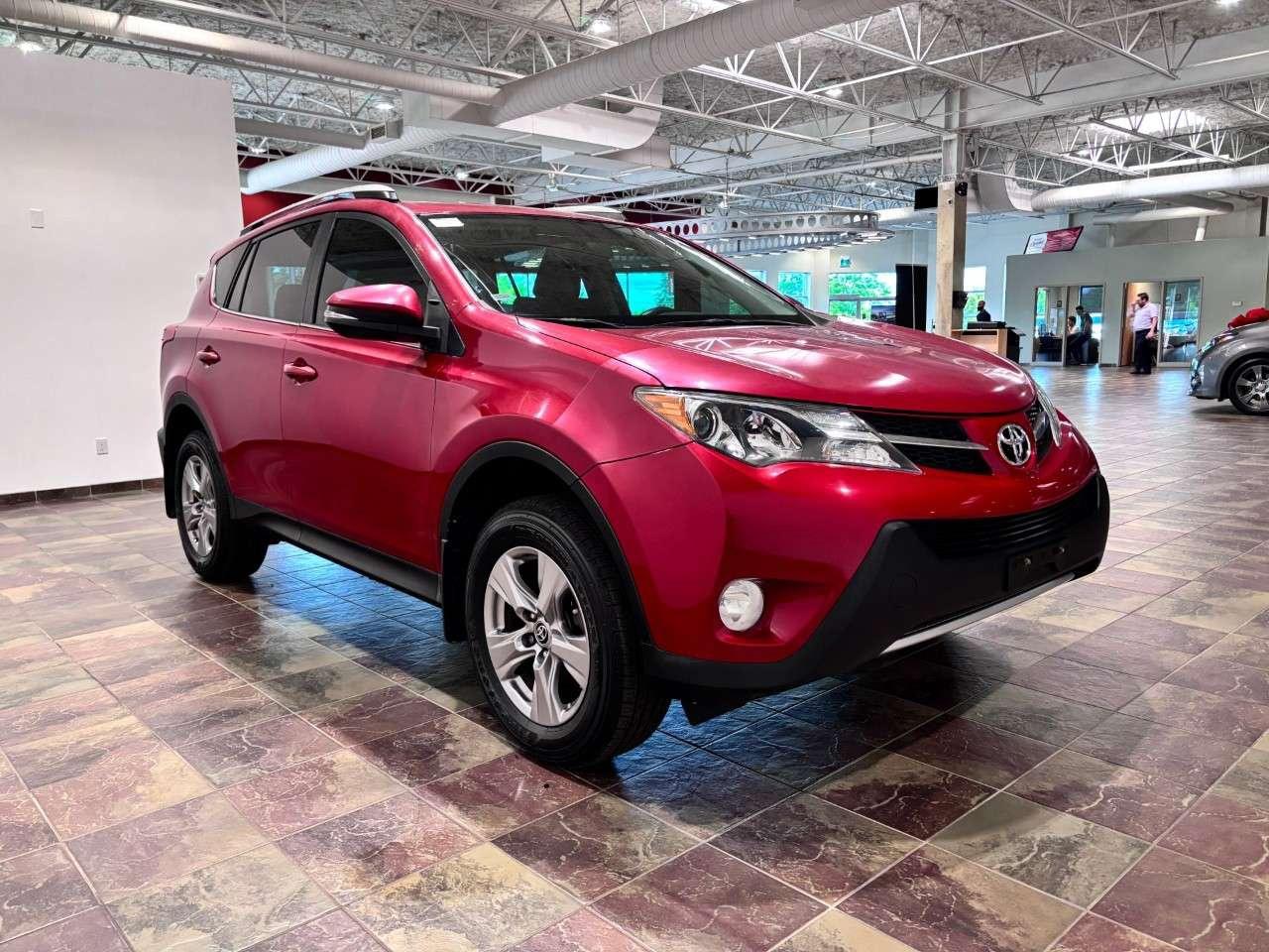 2013 Toyota RAV4 FWD 4dr XLE Photo