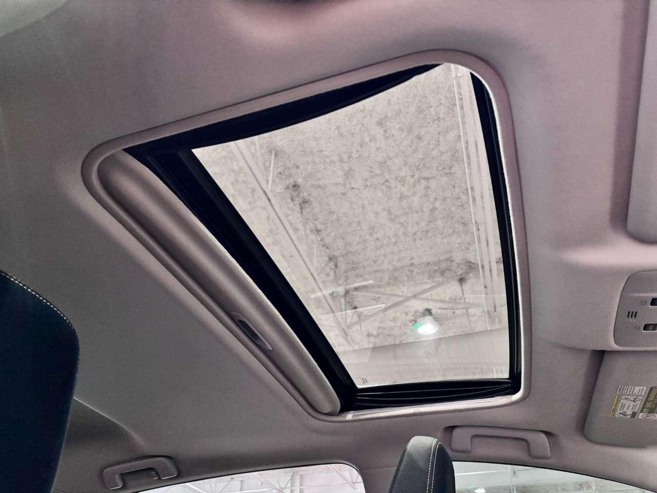 2013 Toyota RAV4 FWD 4dr XLE Photo