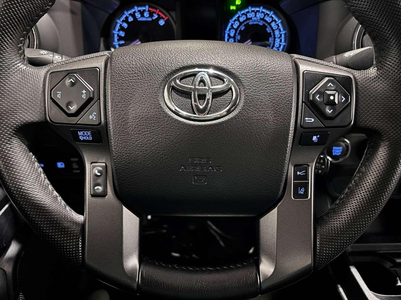 2021 Toyota Tacoma 4x4 Double Cab Auto Photo