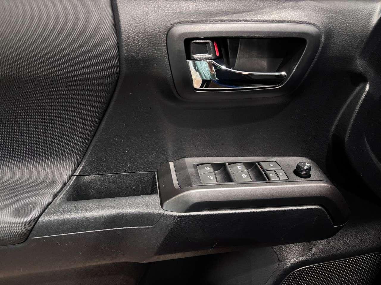 2021 Toyota Tacoma 4x4 Double Cab Auto Photo