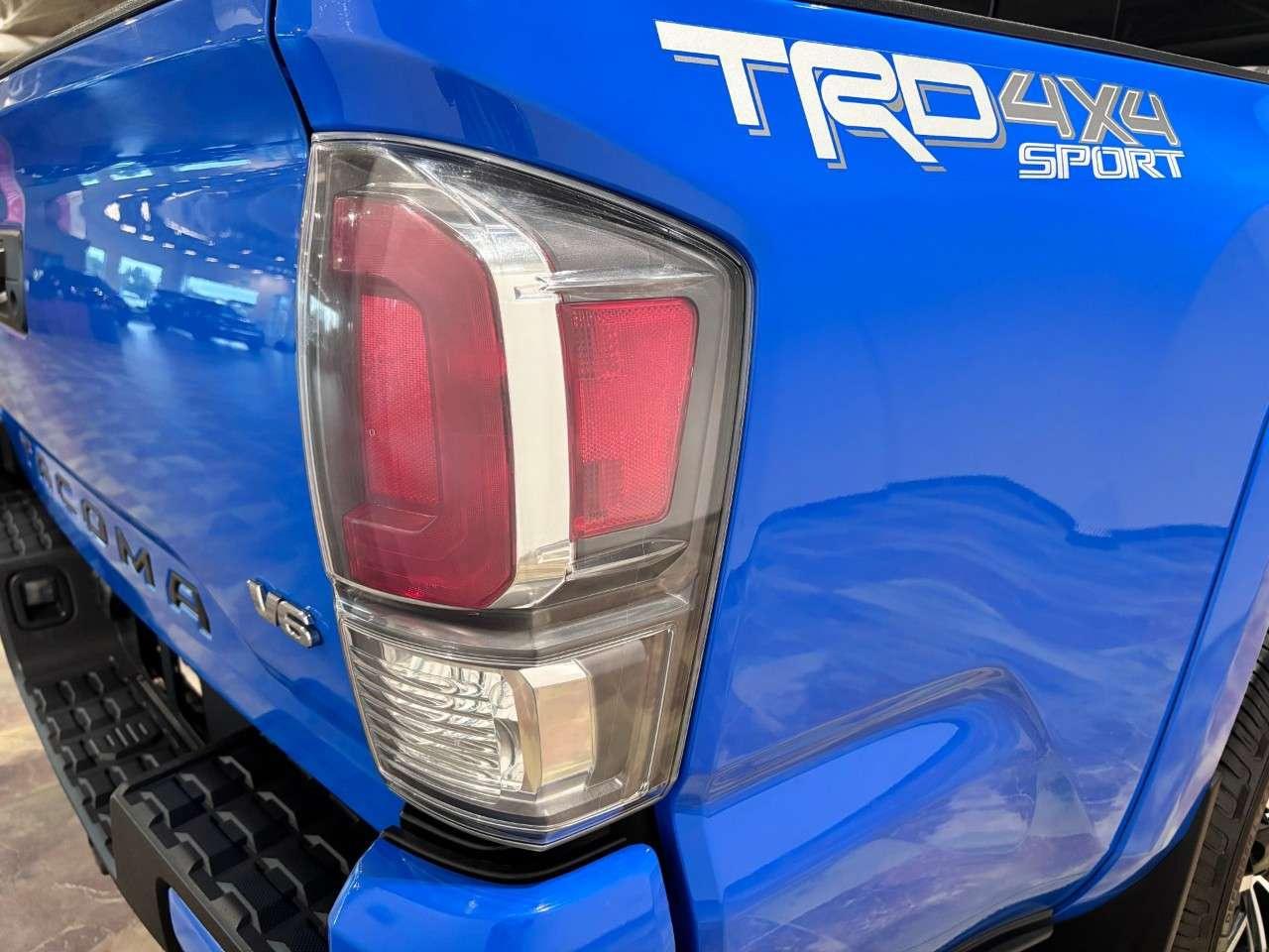 2021 Toyota Tacoma 4x4 Double Cab Auto Photo