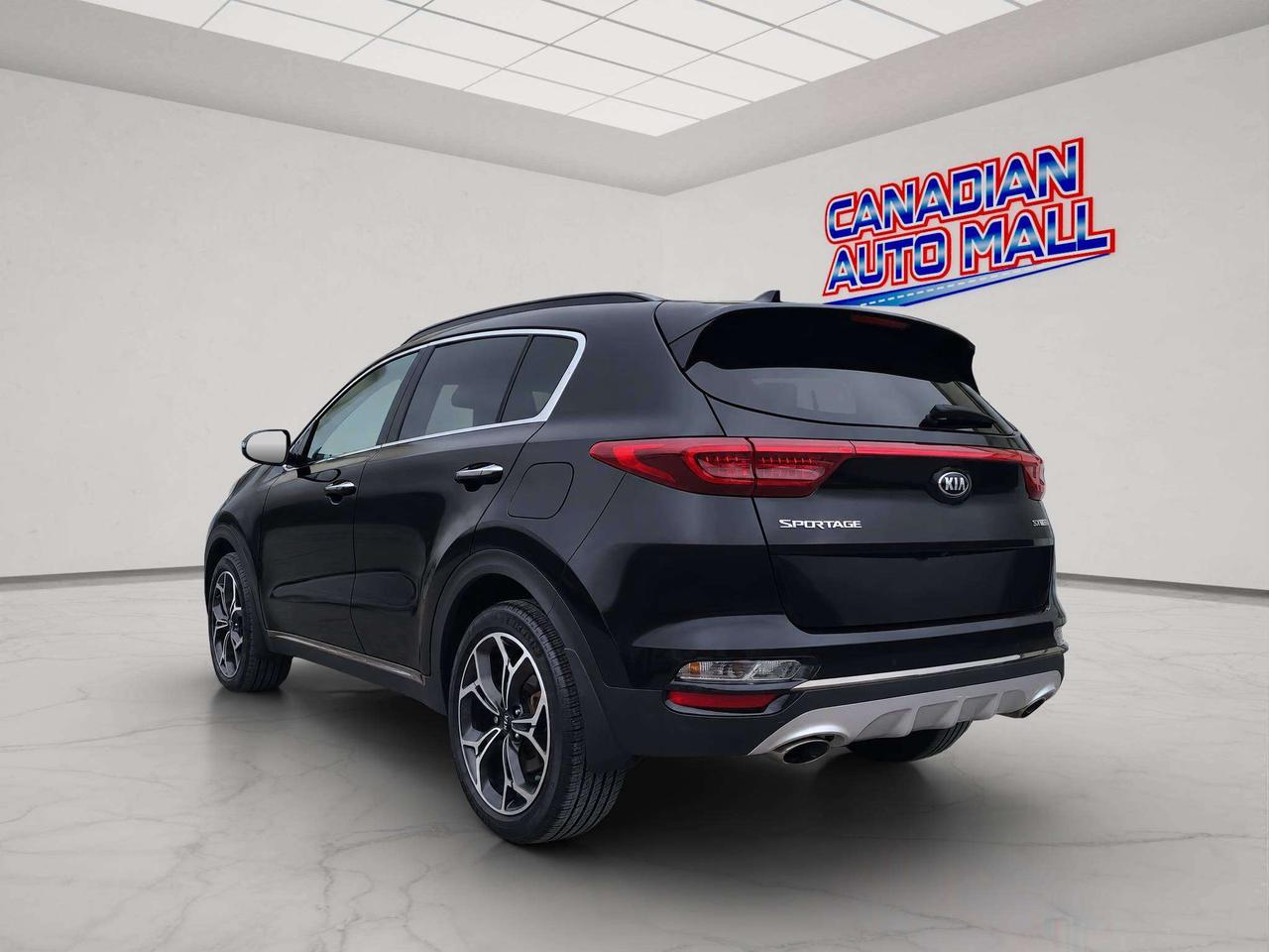 2022 Kia Sportage SX AWD, HTD/COOLED LEATHER, PANO ROOF, 61KM! Photo4